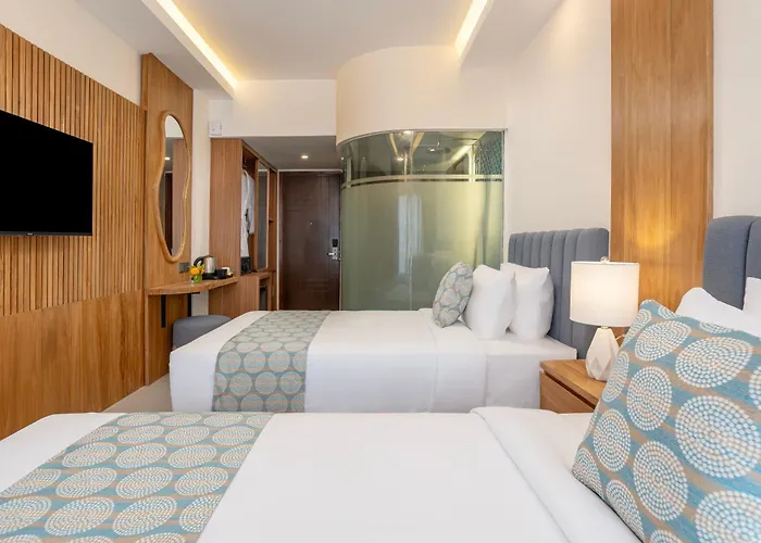The & Hotel